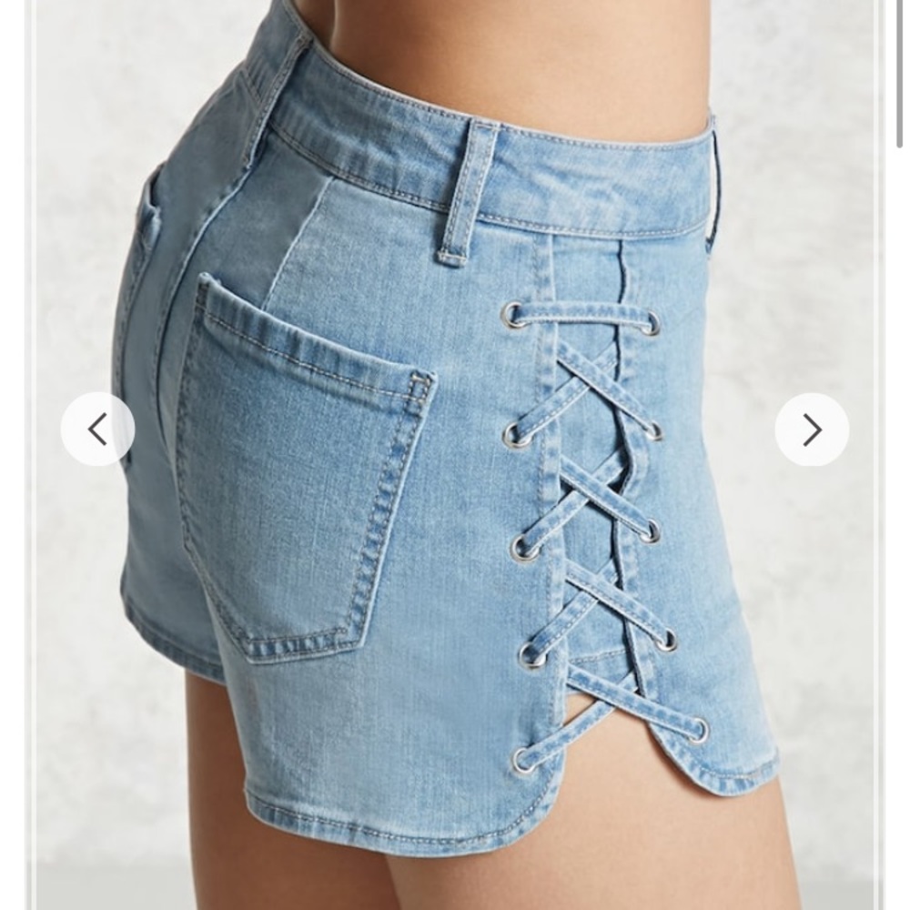 Denim side laced high waisted shorts